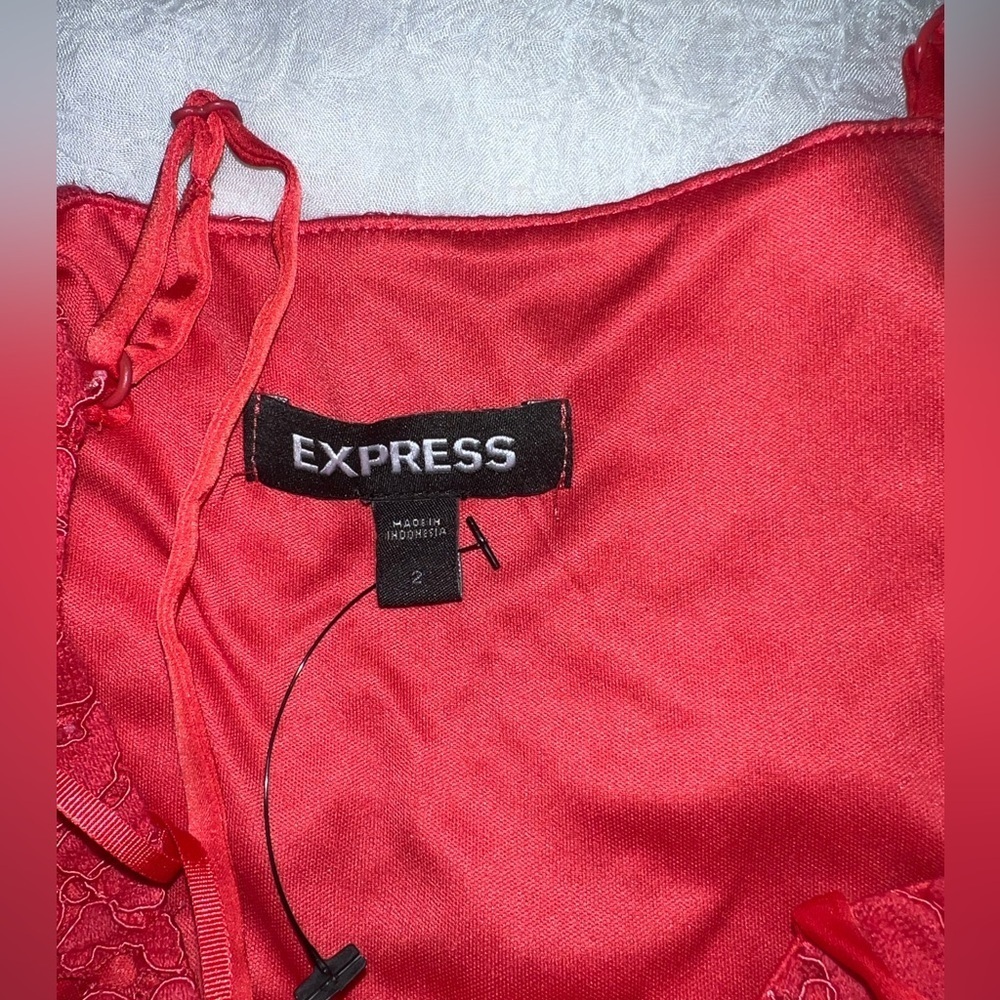 EXPRESS pink lace dress, slit on side - Picture 7 of 7